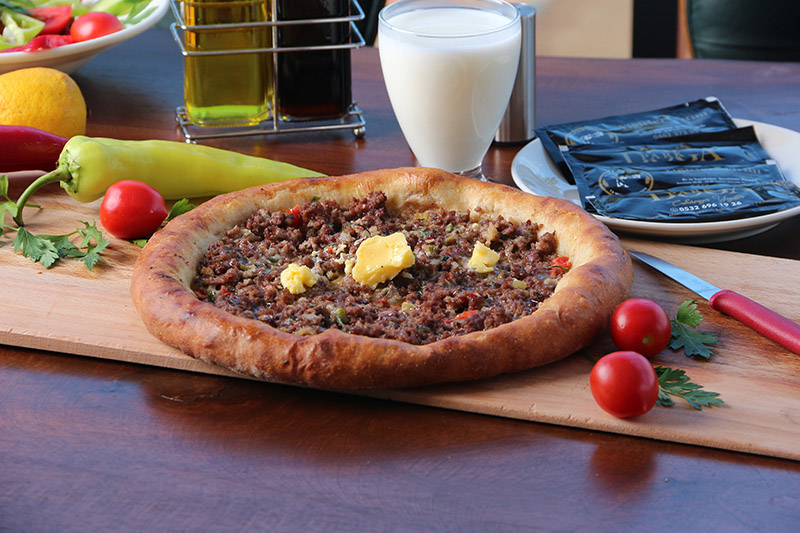 PİDELER / PITA / بيتا
